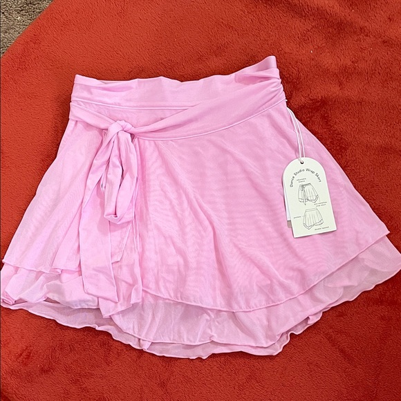 Blogilates Pants - Elegant Pink Women's Skort